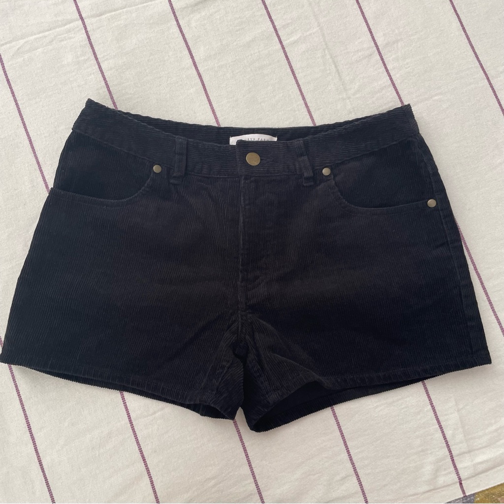 Japanese Brand Lowrys Farm 100 Cotton Corduroy Black Shorts